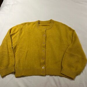 Daily Drills Yellow sweater SZ XS/S